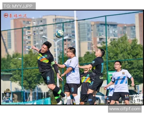 足球明星与球迷的温馨时刻回顾精彩瞬间与感人故事合集