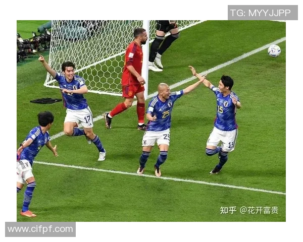 重庆羽毛球队在世界杯中的精彩配合表现分析与点评